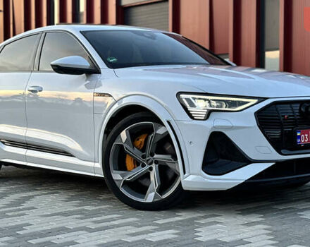 Ауді E-Tron, об'ємом двигуна 0 л та пробігом 39 тис. км за 47800 $, фото 18 на Automoto.ua