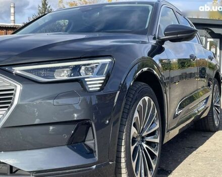 Ауди E-Tron, объемом двигателя 0 л и пробегом 32 тыс. км за 39124 $, фото 9 на Automoto.ua