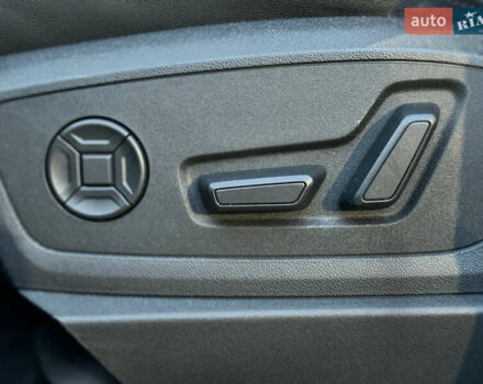 Ауді E-Tron, об'ємом двигуна 0 л та пробігом 39 тис. км за 47800 $, фото 26 на Automoto.ua