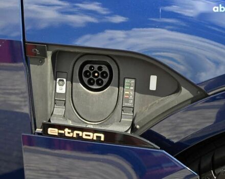 Ауди E-Tron, объемом двигателя 0 л и пробегом 142 тыс. км за 28800 $, фото 14 на Automoto.ua