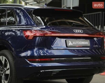 Ауди E-Tron, объемом двигателя 0 л и пробегом 64 тыс. км за 39500 $, фото 7 на Automoto.ua