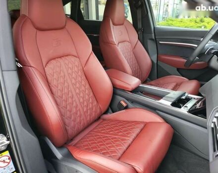 Ауді E-Tron, об'ємом двигуна 0 л та пробігом 5 тис. км за 47888 $, фото 29 на Automoto.ua