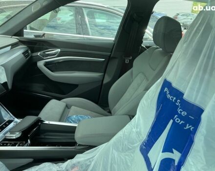 Ауди E-Tron, объемом двигателя 0 л и пробегом 12 тыс. км за 63252 $, фото 11 на Automoto.ua