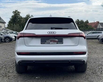 Ауді E-Tron, об'ємом двигуна 0 л та пробігом 41 тис. км за 39668 $, фото 6 на Automoto.ua
