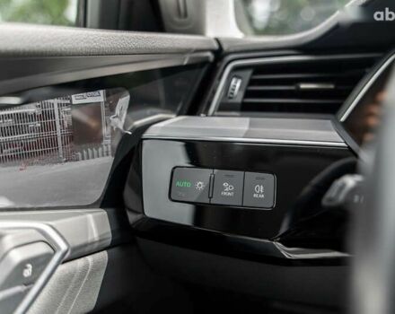 Ауди E-Tron, объемом двигателя 0 л и пробегом 85 тыс. км за 37990 $, фото 10 на Automoto.ua