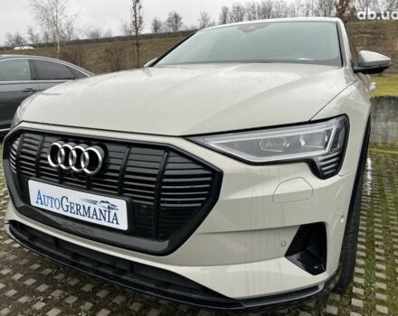 Ауди E-Tron, объемом двигателя 0 л и пробегом 19 тыс. км за 71185 $, фото 4 на Automoto.ua