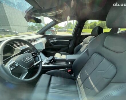Ауди E-Tron, объемом двигателя 0 л и пробегом 7 тыс. км за 89770 $, фото 5 на Automoto.ua