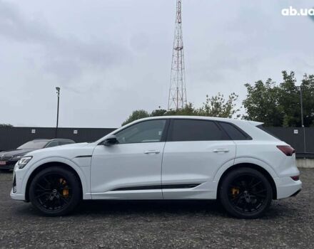 Ауди E-Tron, объемом двигателя 0 л и пробегом 23 тыс. км за 41842 $, фото 4 на Automoto.ua