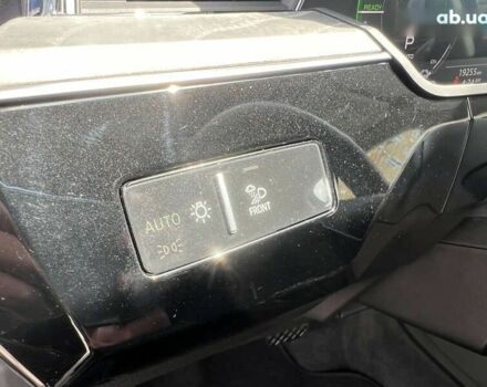 Ауди E-Tron, объемом двигателя 0 л и пробегом 22 тыс. км за 48490 $, фото 19 на Automoto.ua