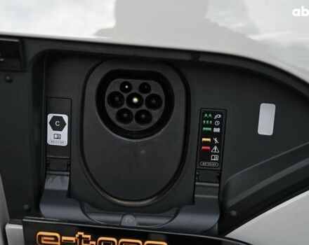 Ауди E-Tron, объемом двигателя 0 л и пробегом 35 тыс. км за 48895 $, фото 22 на Automoto.ua