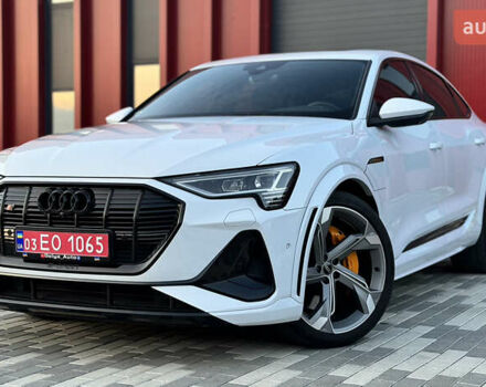 Ауді E-Tron, об'ємом двигуна 0 л та пробігом 39 тис. км за 47800 $, фото 4 на Automoto.ua