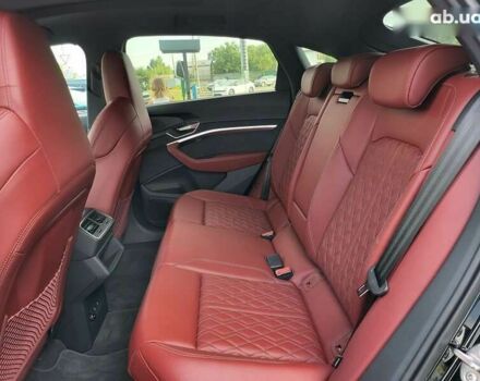 Ауді E-Tron, об'ємом двигуна 0 л та пробігом 5 тис. км за 47888 $, фото 23 на Automoto.ua