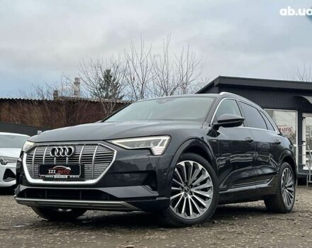 Ауди E-Tron, объемом двигателя 0 л и пробегом 32 тыс. км за 38581 $, фото 3 на Automoto.ua
