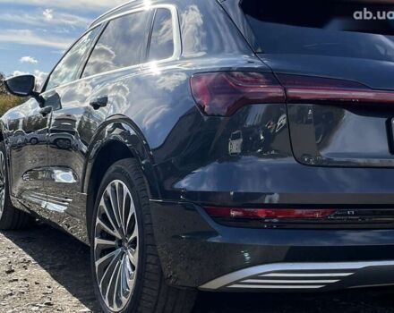 Ауди E-Tron, объемом двигателя 0 л и пробегом 32 тыс. км за 39124 $, фото 10 на Automoto.ua