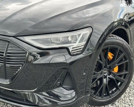 Ауди E-Tron, объемом двигателя 0 л и пробегом 46 тыс. км за 36800 $, фото 10 на Automoto.ua