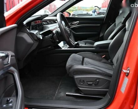 Ауди E-Tron, объемом двигателя 0 л и пробегом 52 тыс. км за 39114 $, фото 13 на Automoto.ua