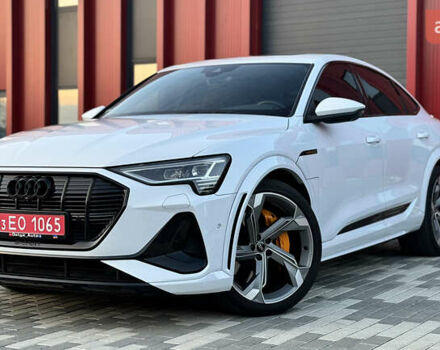 Ауді E-Tron, об'ємом двигуна 0 л та пробігом 39 тис. км за 47800 $, фото 2 на Automoto.ua