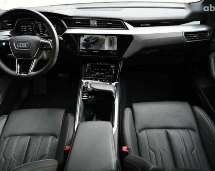 Ауди E-Tron, объемом двигателя 0 л и пробегом 35 тыс. км за 48895 $, фото 3 на Automoto.ua