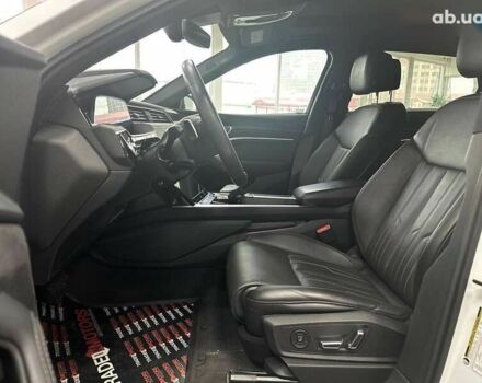 Ауді E-Tron, об'ємом двигуна 0 л та пробігом 20 тис. км за 44990 $, фото 19 на Automoto.ua