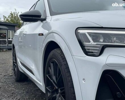 Ауди E-Tron, объемом двигателя 0 л и пробегом 23 тыс. км за 41842 $, фото 9 на Automoto.ua