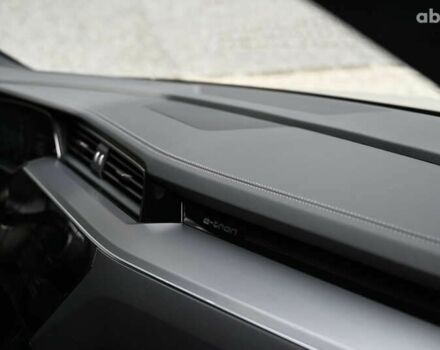 Ауди E-Tron, объемом двигателя 0 л и пробегом 35 тыс. км за 48895 $, фото 27 на Automoto.ua