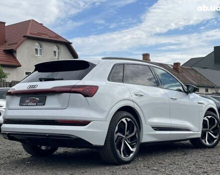 Ауді E-Tron, об'ємом двигуна 0 л та пробігом 41 тис. км за 39668 $, фото 7 на Automoto.ua