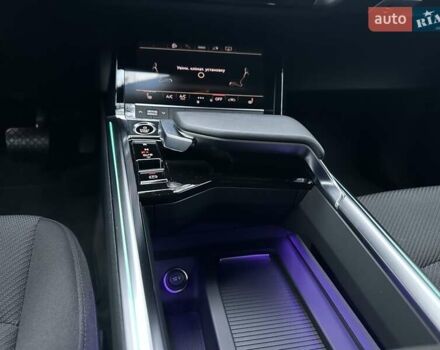 Ауди E-Tron, объемом двигателя 0 л и пробегом 16 тыс. км за 35694 $, фото 5 на Automoto.ua