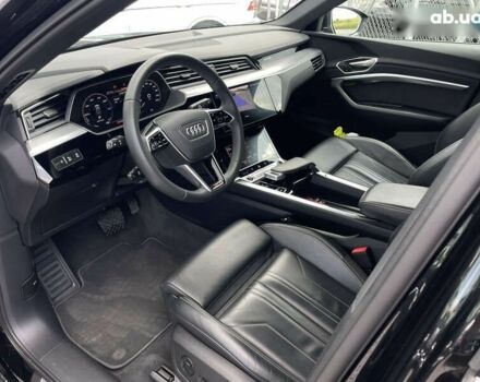 Ауди E-Tron, объемом двигателя 0 л и пробегом 40 тыс. км за 38999 $, фото 26 на Automoto.ua