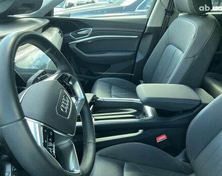 Ауди E-Tron, объемом двигателя 0 л и пробегом 1 тыс. км за 97269 $, фото 26 на Automoto.ua