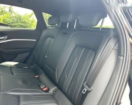 Ауди E-Tron, объемом двигателя 0 л и пробегом 40 тыс. км за 38999 $, фото 12 на Automoto.ua