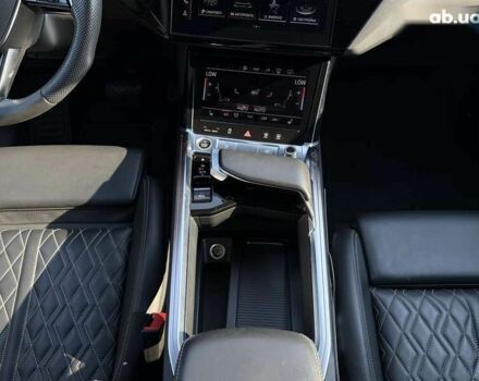 Ауди E-Tron, объемом двигателя 0 л и пробегом 103 тыс. км за 39500 $, фото 12 на Automoto.ua