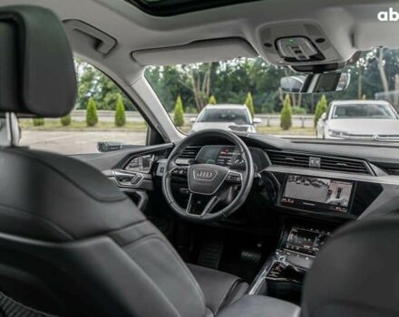 Ауди E-Tron, объемом двигателя 0 л и пробегом 85 тыс. км за 37990 $, фото 18 на Automoto.ua