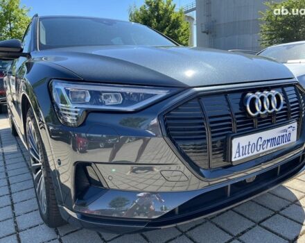 Ауди E-Tron, объемом двигателя 0 л и пробегом 5 тыс. км за 92269 $, фото 12 на Automoto.ua