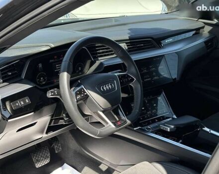 Ауди E-Tron, объемом двигателя 0 л и пробегом 70 тыс. км за 38900 $, фото 15 на Automoto.ua