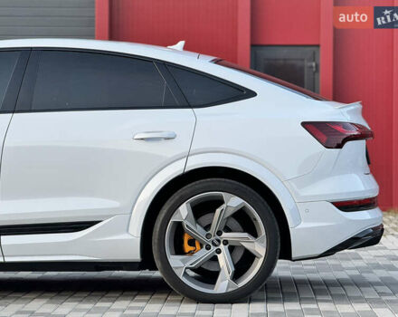 Ауді E-Tron, об'ємом двигуна 0 л та пробігом 39 тис. км за 47800 $, фото 7 на Automoto.ua