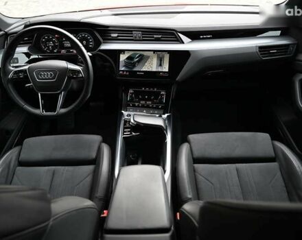 Ауди E-Tron, объемом двигателя 0 л и пробегом 52 тыс. км за 39114 $, фото 3 на Automoto.ua