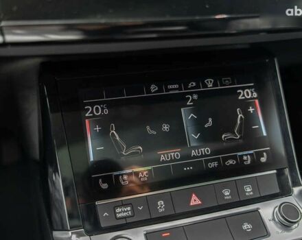 Ауди E-Tron, объемом двигателя 0 л и пробегом 85 тыс. км за 38500 $, фото 15 на Automoto.ua