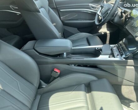 Ауди E-Tron, объемом двигателя 0 л и пробегом 7 тыс. км за 89770 $, фото 14 на Automoto.ua