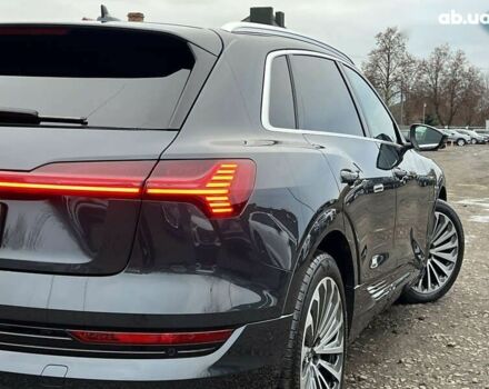 Ауди E-Tron, объемом двигателя 0 л и пробегом 32 тыс. км за 38581 $, фото 12 на Automoto.ua