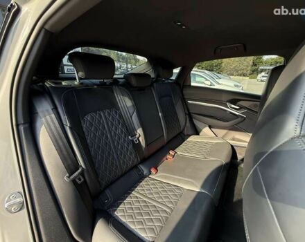 Ауди E-Tron, объемом двигателя 0 л и пробегом 103 тыс. км за 39500 $, фото 26 на Automoto.ua