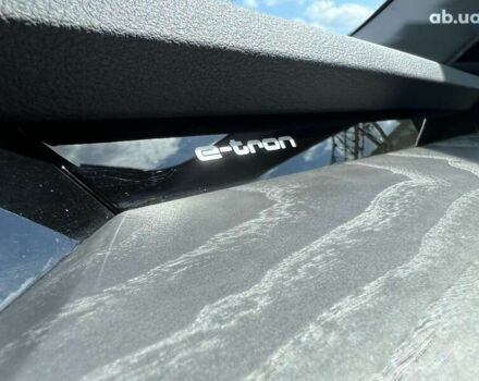 Ауди E-Tron, объемом двигателя 0 л и пробегом 22 тыс. км за 48490 $, фото 24 на Automoto.ua