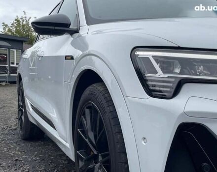 Ауді E-Tron, об'ємом двигуна 0 л та пробігом 23 тис. км за 41298 $, фото 9 на Automoto.ua
