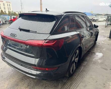 Ауди E-Tron, объемом двигателя 0 л и пробегом 81 тыс. км за 25900 $, фото 5 на Automoto.ua
