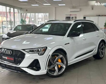 Ауді E-Tron, об'ємом двигуна 0 л та пробігом 20 тис. км за 44990 $, фото 4 на Automoto.ua