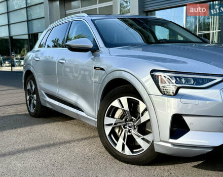 Ауді E-Tron, об'ємом двигуна 0 л та пробігом 35 тис. км за 29999 $, фото 4 на Automoto.ua