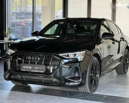 Ауди E-Tron, объемом двигателя 0 л и пробегом 8 тыс. км за 52000 $, фото 11 на Automoto.ua