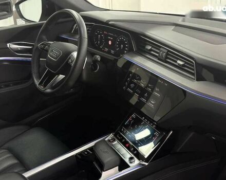 Ауди E-Tron, объемом двигателя 0 л и пробегом 20 тыс. км за 44490 $, фото 24 на Automoto.ua