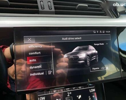 Ауди E-Tron, объемом двигателя 0 л и пробегом 59 тыс. км за 35000 $, фото 16 на Automoto.ua