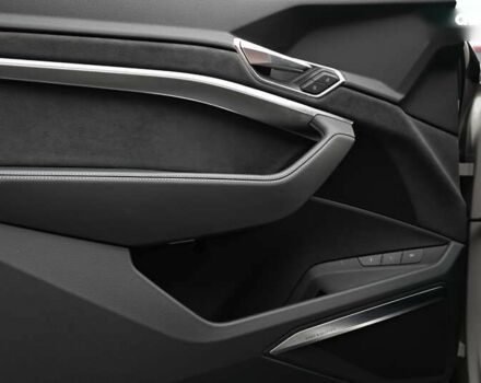 Ауди E-Tron, объемом двигателя 0 л и пробегом 35 тыс. км за 48895 $, фото 13 на Automoto.ua