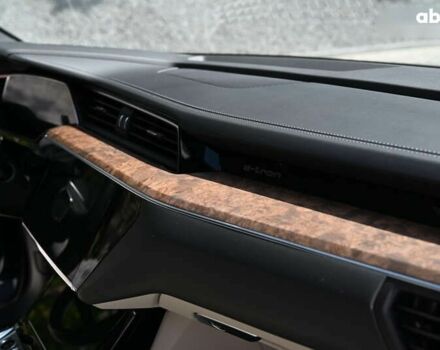 Ауди E-Tron, объемом двигателя 0 л и пробегом 142 тыс. км за 28800 $, фото 15 на Automoto.ua